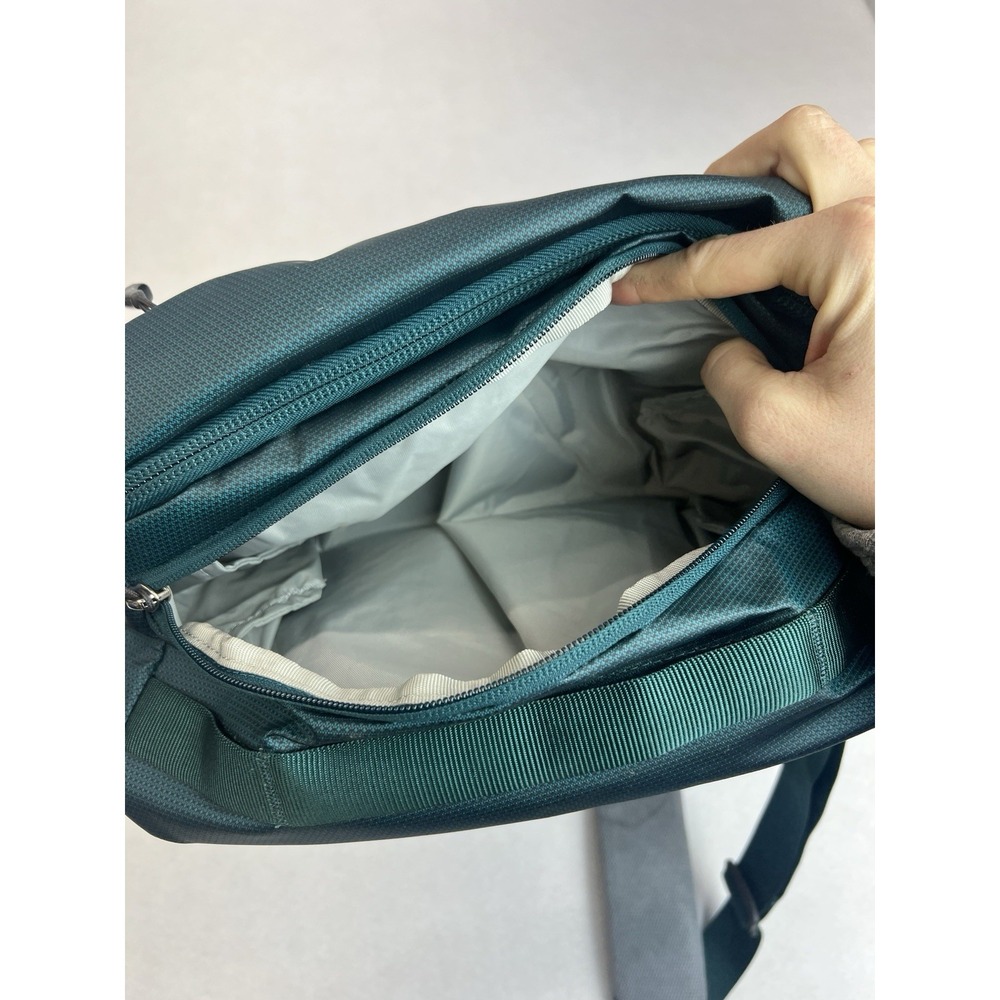 OSPREY Transporter Global Carry On Luggage Green Bag - Picture 3 of 16